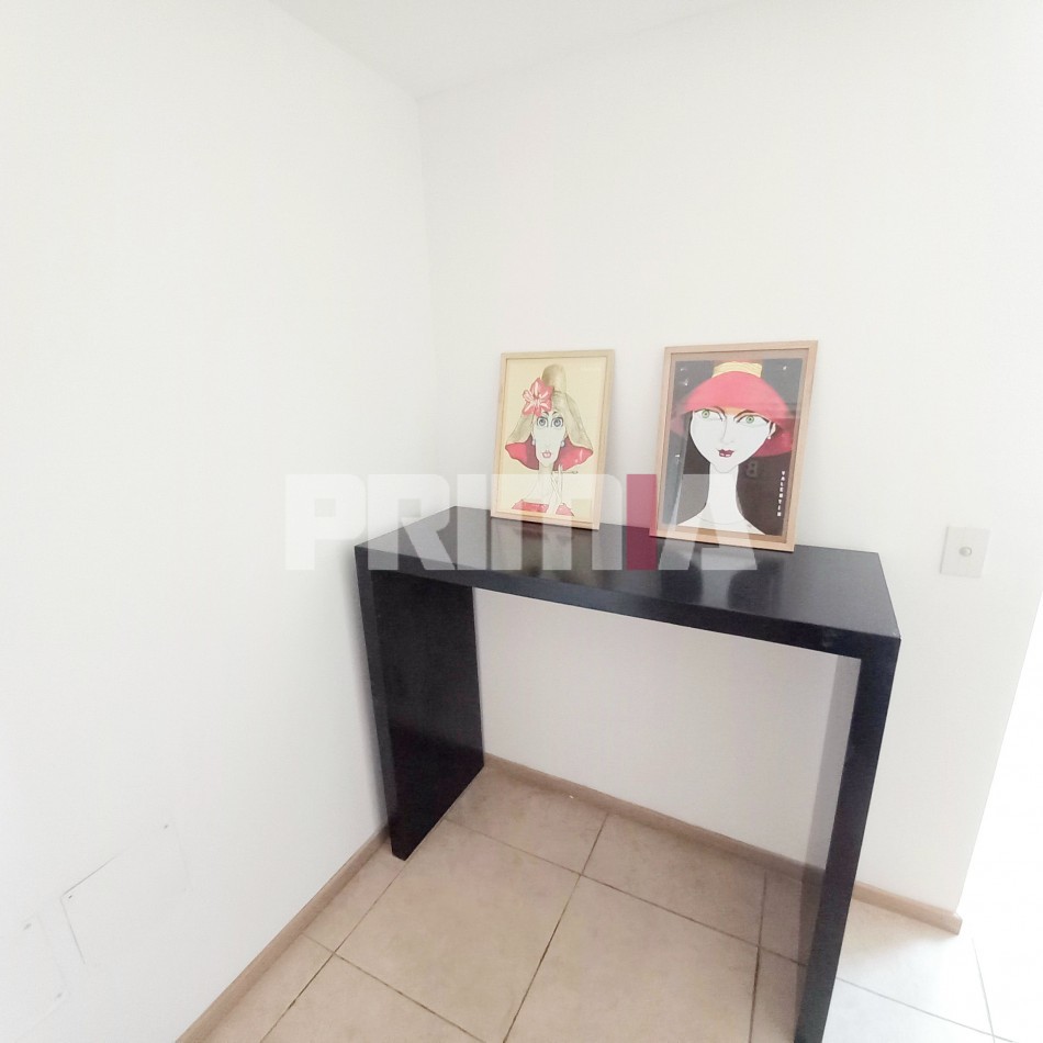 Departamento en venta de dos ambientes en San Fernando. Impecable y super luminoso. Con balcon , parrilla y cochera cubierta.