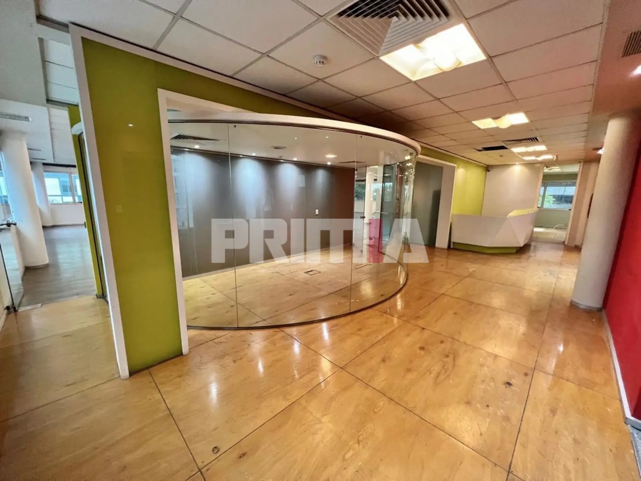 Edificio Corporativo en alquiler en Vicente Lopez -Excelente Imagen Institucional  